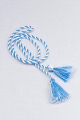 Двухцветный шнурок с кисточками (бело-голубой)
